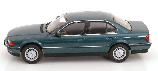 予約 KKDC180368 KK scale 1/18 BMW 740i E38 1994 グリーンメタリック