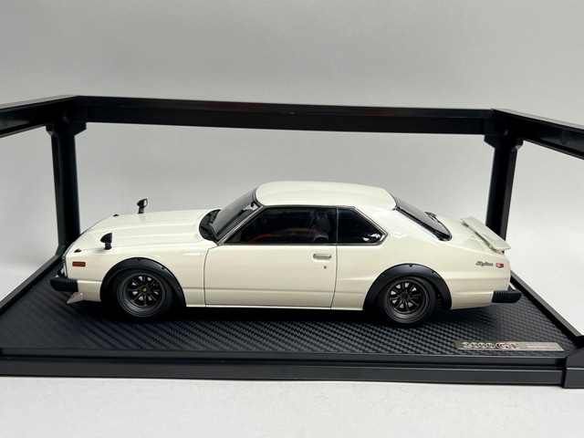 1/18 イグニッションモデル IG1080 日産 Nissan Skyline 2000 GT-ES