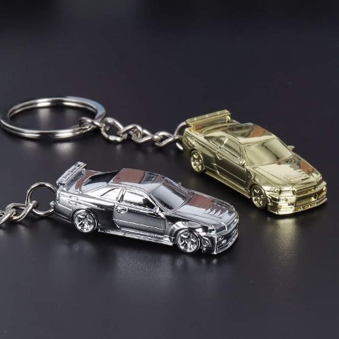GTRグッズ 本 ピンズ キーホルダー 日産NISSAN スカイライン GTR 新品 SEEKER 1/87 日産 Nissan GTR34 キーホルダー Chrome