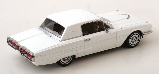 ミニカー ROAD Signature THUNDERBIRD 1/18 Yahoo!オークション - 1/18 フォード サンダーバード 旧車 クラシック