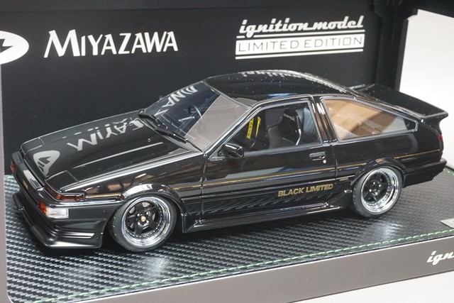 1/18 イグニッションモデル IG1641 トヨタ スプリンター トレノ AE86