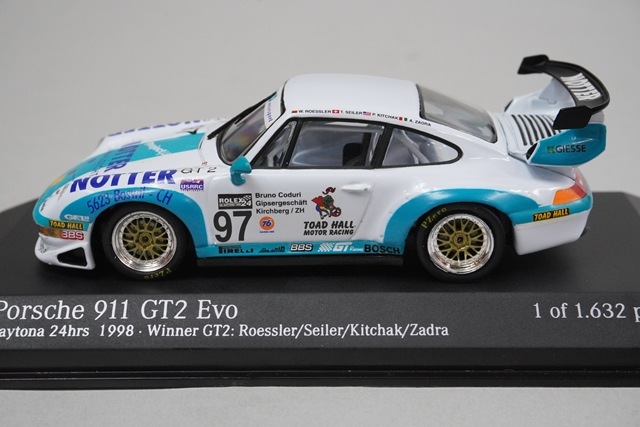 1/43 ミニチャンプス 430986797 ポルシェ 911 GT2 Evo デイトナ 24H