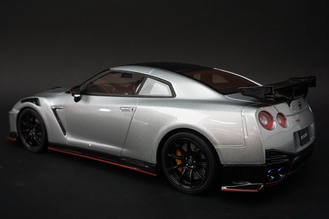 1/18 京商 KSR18048S 日産 GT-R ニスモ 2020 (シルバー) 限定 700個