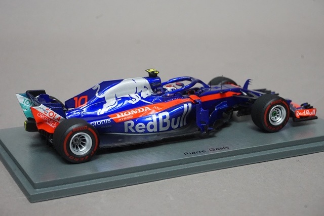 レッドブル トロロッソホンダ STR13 1/43 #28 アゼルバイジャンGP レッドブル トロロッソホンダ STR13 1/43 #28 アゼルバイジャン