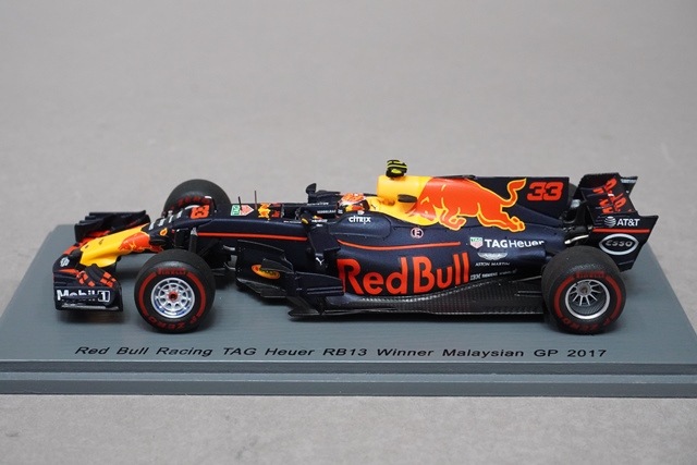1/43 スパーク S5050 レッドブルレーシング タグホイヤー RB13