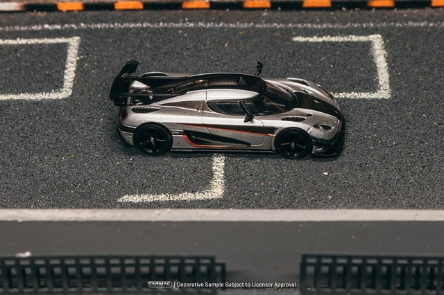 新品 T64G-TL054-SL Tarmac Works 1/64 ケーニグセグ Koenigsegg One:1
