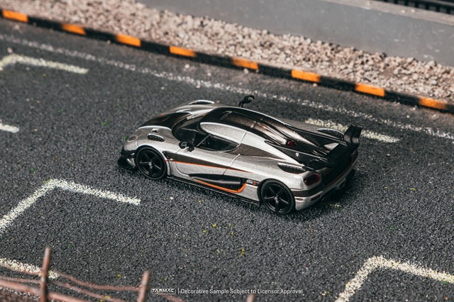 新品 T64G-TL054-SL Tarmac Works 1/64 ケーニグセグ Koenigsegg One:1