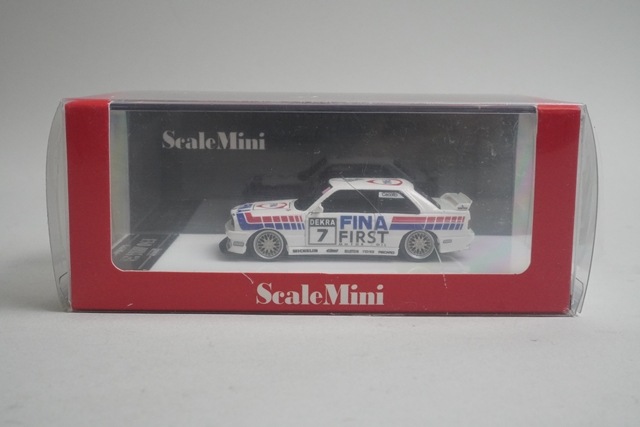新品 Scale Mini 1/64 BMW M3 E30 FINA, Boost Gear ミニカー通販