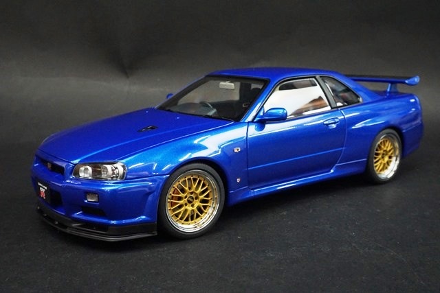 ミニモデル 1/18 オートアート 77409 日産 スカイライン GT-R R34 Vスペック II W