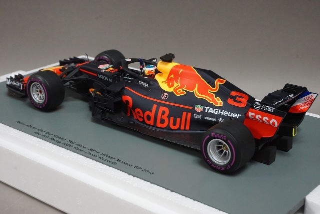 1/18 アストン マーチン レッド ブル レーシング タグ-ホイヤー RB14 1/18 スパーク 18S351 アストンマーティン レッドブルレーシング タグ
