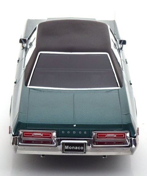 Dodgeダッジ Monacoモナコ ターミネーター 1/18 未開封 Amazon.co.jp: グリーンライト 1/18 1977 ダッジ モナコ