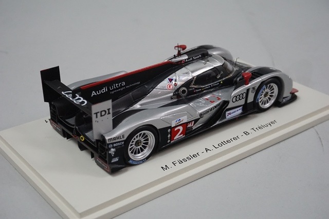 Ixo 1:43 Audi R15 TDI #9 Winner 24h LeMans 2010 Rockenfeller