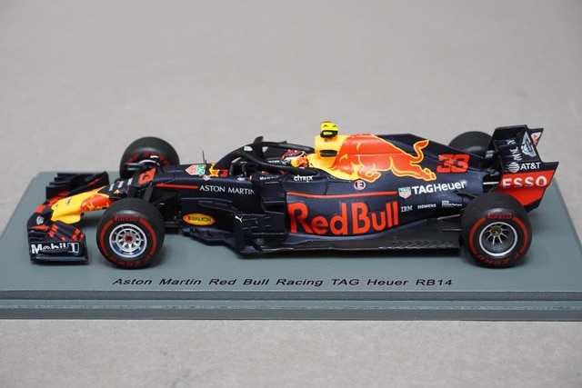 スパーク 1/43 レッドブル STR14 スペインGP ダニール・クビアト スパーク 1/43 レッドブル STR14 スペインGP ダニール・クビアト