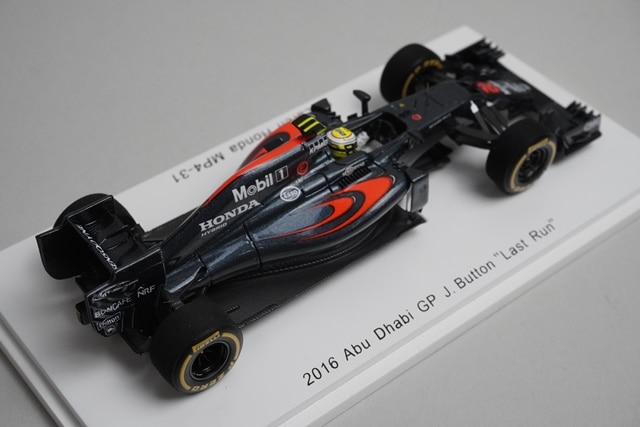 スパーク 1/43 McLaren MP4-31 S.バンドーン サイン入り スパーク 1/43 McLaren MP4-31 S.バンドーン サイン入り