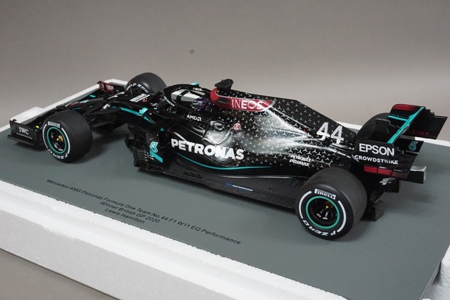 F1ミニカー メルセデスAMG ハミルトン　2020年　スパーク Review: Lewis Hamilton 2020 Mercedes AMG W11 presented by