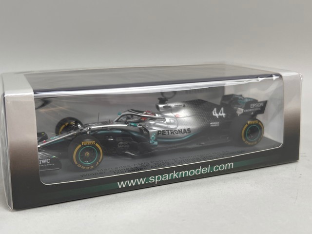 1/43 ���ѡ��� S6071 ��륻�ǥ� AMG �ڥȥ��ʥ� �⡼�������ݡ��� W10 EQ �ѥ�� ��� China GP ͥ�� 2019 #44 F1 1000th GP L.�ϥߥ�ȥ�