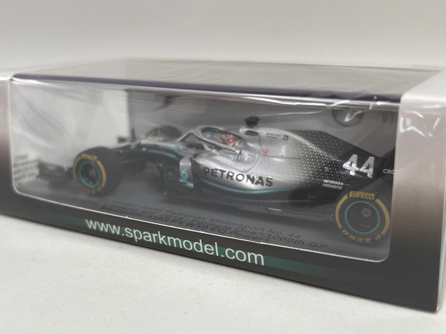 1/43 ���ѡ��� S6071 ��륻�ǥ� AMG �ڥȥ��ʥ� �⡼�������ݡ��� W10 EQ �ѥ�� ��� China GP ͥ�� 2019 #44 F1 1000th GP L.�ϥߥ�ȥ�