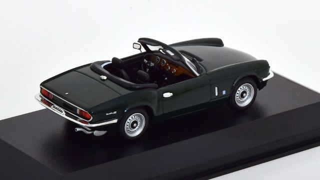 新品 943 132533 ミニチャンプス 1/43 Triumph Spitfire MK4 Roadster