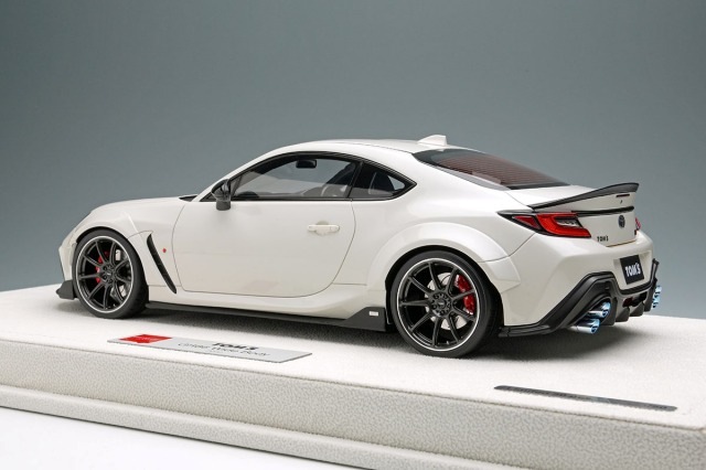 新品 EML120B メイクアップ/アイドロン 1/18 トムス GR86 ワイド