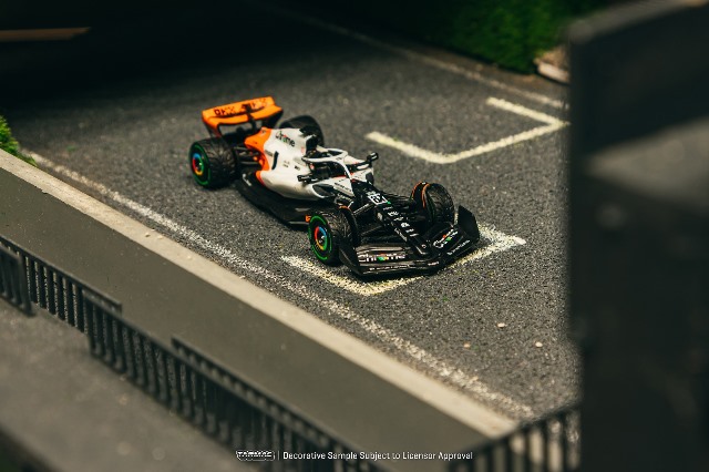 新品 T64G-F070-OP1 Tarmac Works 1/64 マクラーレン McLaren MCL60