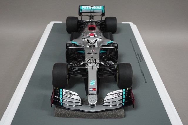 スパーク 1/43 メルセデス W11 EQ Performance ハミルトン Amazon.com: Tarmac Works AMG F1 W11 EQ Performance #44 Lewis
