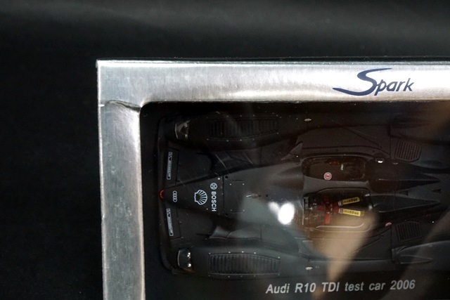 Miniature Spark 1/43 – Audi R10 TDI Test Car 2006 Noire (S0679) – Rare
