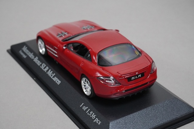 1/43 ミニチャンプス 400033024 メルセデスベンツ SLR McLaren 2003