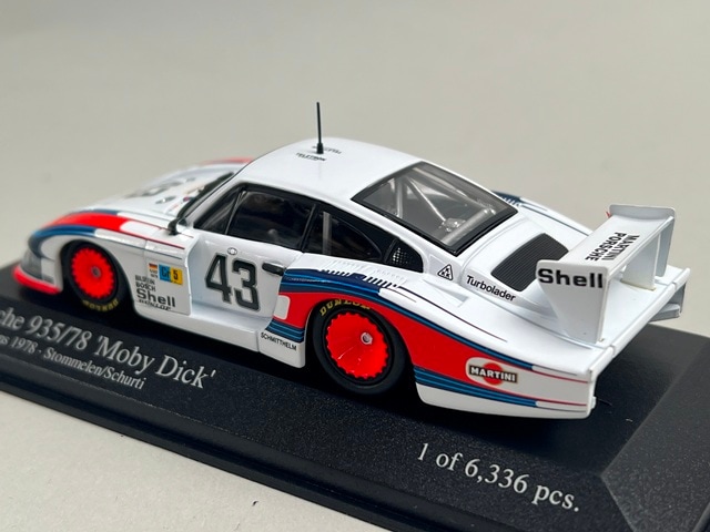 1/43 ミニチャンプス 430786743 ポルシェ 935/78 モビーディック