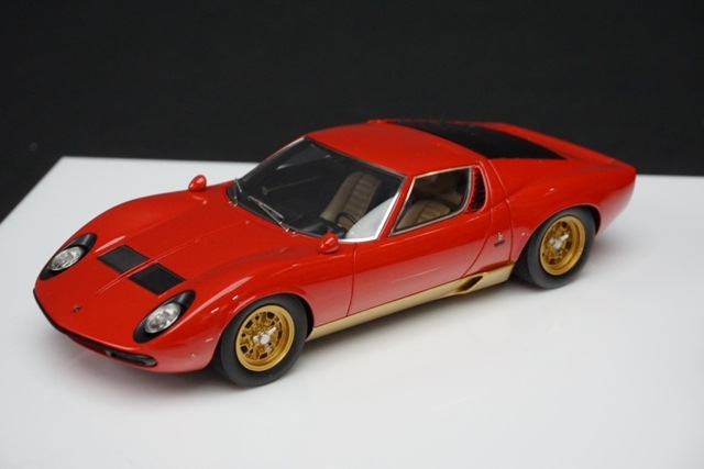 1/43 �ᥤ�����å�/�����ɥ��� EMCOF012A ���ܥ륮���� �����ѡ������������� ���åȡ�2�楻�åȡ� Miura SV �� Aventador SV Red / Gold