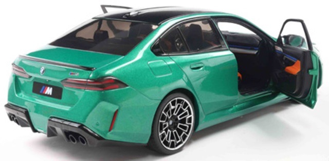 予約 S1814701 SOLIDO 1/18 BMW M5 M 2025 (グリーン) , Boost