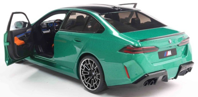 予約 S1814701 SOLIDO 1/18 BMW M5 M 2025 (グリーン) , Boost