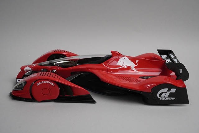 1/18 オートアート 18107 レッドブル X2010 レッド, Boost Gear