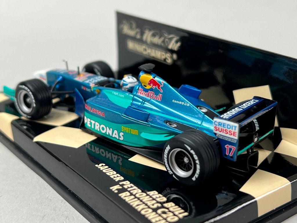 1/43 ミニチャンプス 400010017 レッドブル ザウバー ペトロナス C20