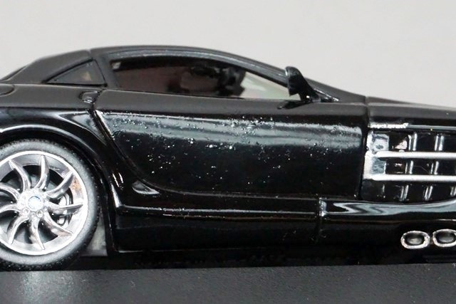 1/43 ミニチャンプス 400033021 メルセデス ベンツ SLR マクラーレン