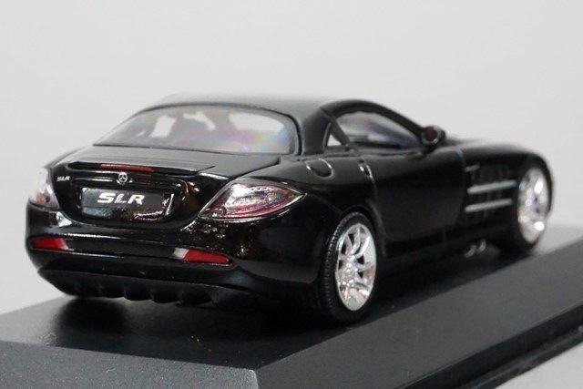 1/43 ミニチャンプス 400033021 メルセデス ベンツ SLR マクラーレン