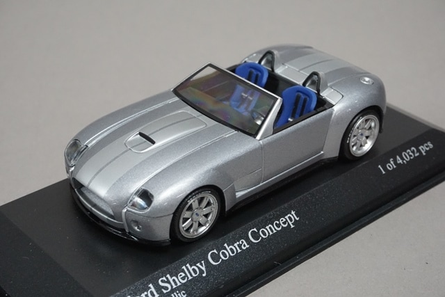 1/43 ミニチャンプス 400146430 フォード シェルビー コブラ