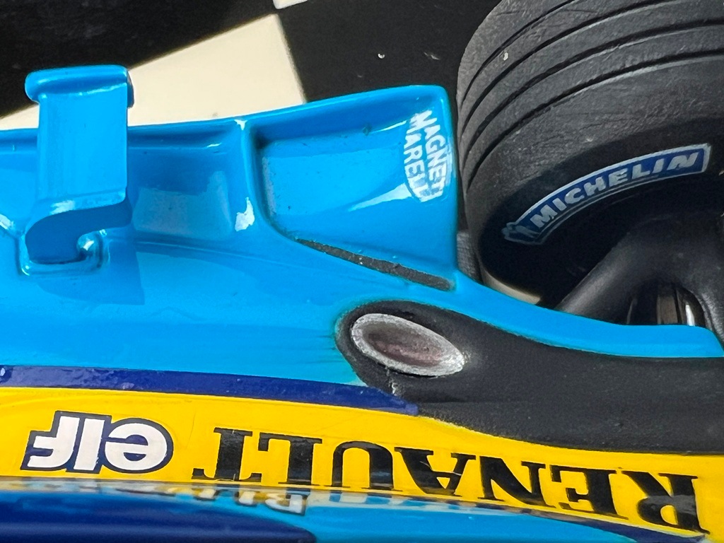 1/43 ミニチャンプス 400020014 ルノー F1 チーム R202 #14 J