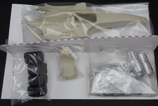 1/20 スタジオ27 FR2002 フェラーリ F2004 Multimedia kit, Boost Gear