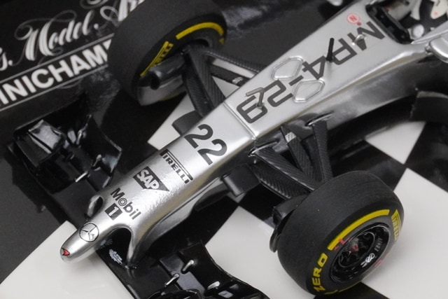 1/43 ミニチャンプス 530144122 マクラーレン メルセデス MP4-29 プレ