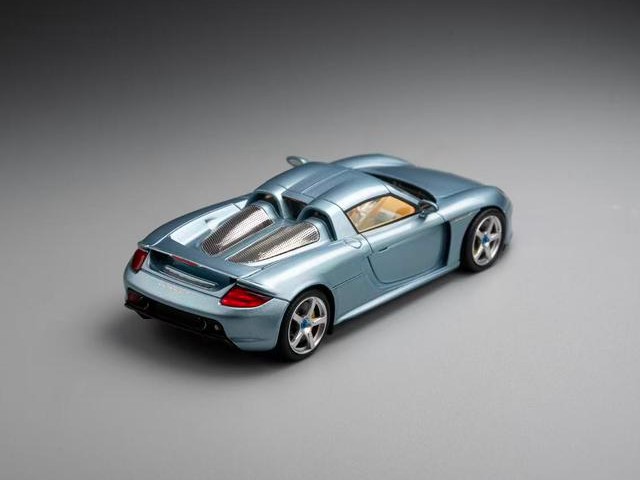 新品 Cars' Lounge 1/64 ポルシェ Porsche Carrera GT Sally Blue