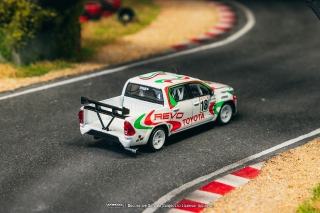 トヨタ ミニカー HILUX ② New Hilux] How to get a miniature car [Color sample] - YouTube