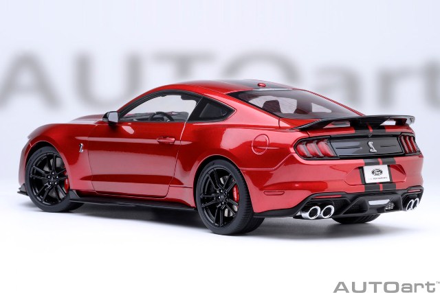 新品 73098 オートアート 1/18 フォード マスタング シェルビー GT500
