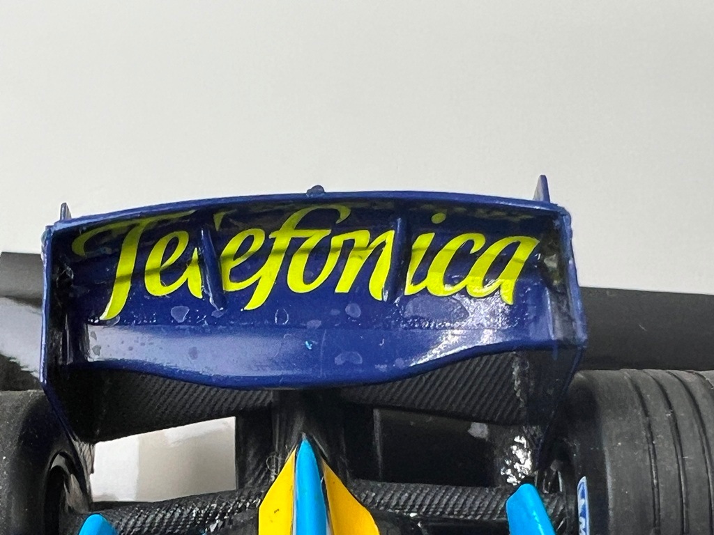 1/43 ミニチャンプス 400040007 ルノー F1 チーム R24 #7 J.トゥルーリ