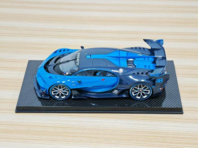 予約 Runner 1/12 ブガッティ ビジョン グランツーリスモ Bugatti