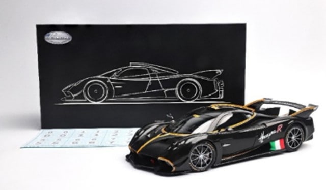 LCDMODELS　1/18　パガーニ　ウアイラR 楽天市場】LCD 1/18 ミニカー ダイキャストモデル 2021年モデル