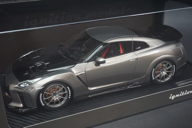 イグニッションモデル : IG1532 1/18 トップシークレット TOP SECRET