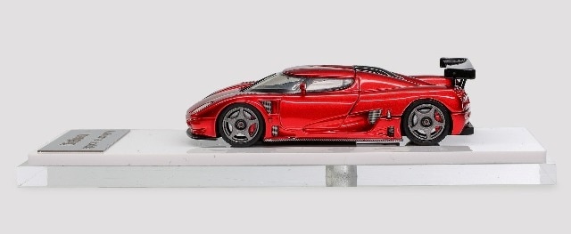 オートボッツモデルズ 1:64 ケーニグセグ CCGT エンジンフード開閉 新品 Autobots model 1/64 ケーニグセグ Koenigsegg CCGT Green
