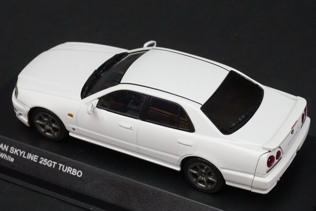 京商1⁄43 NISSAN SKYLINE 25GT TURBO