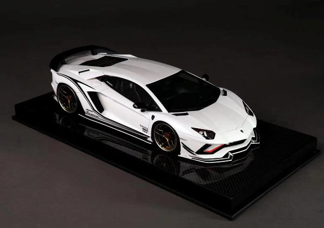 新品特価 YM model 1/18 ランボルギーニ Lamborghini ROWEN Aventador