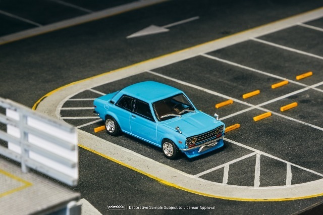 新品 T64R-052-LB Tarmac Works 1/64 日産 ダットサン Datsun